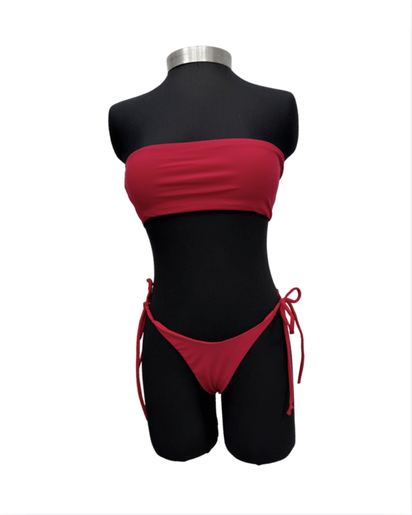 Bikini rojo strapless